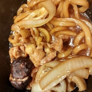 すき焼き風我が家のうどんすき